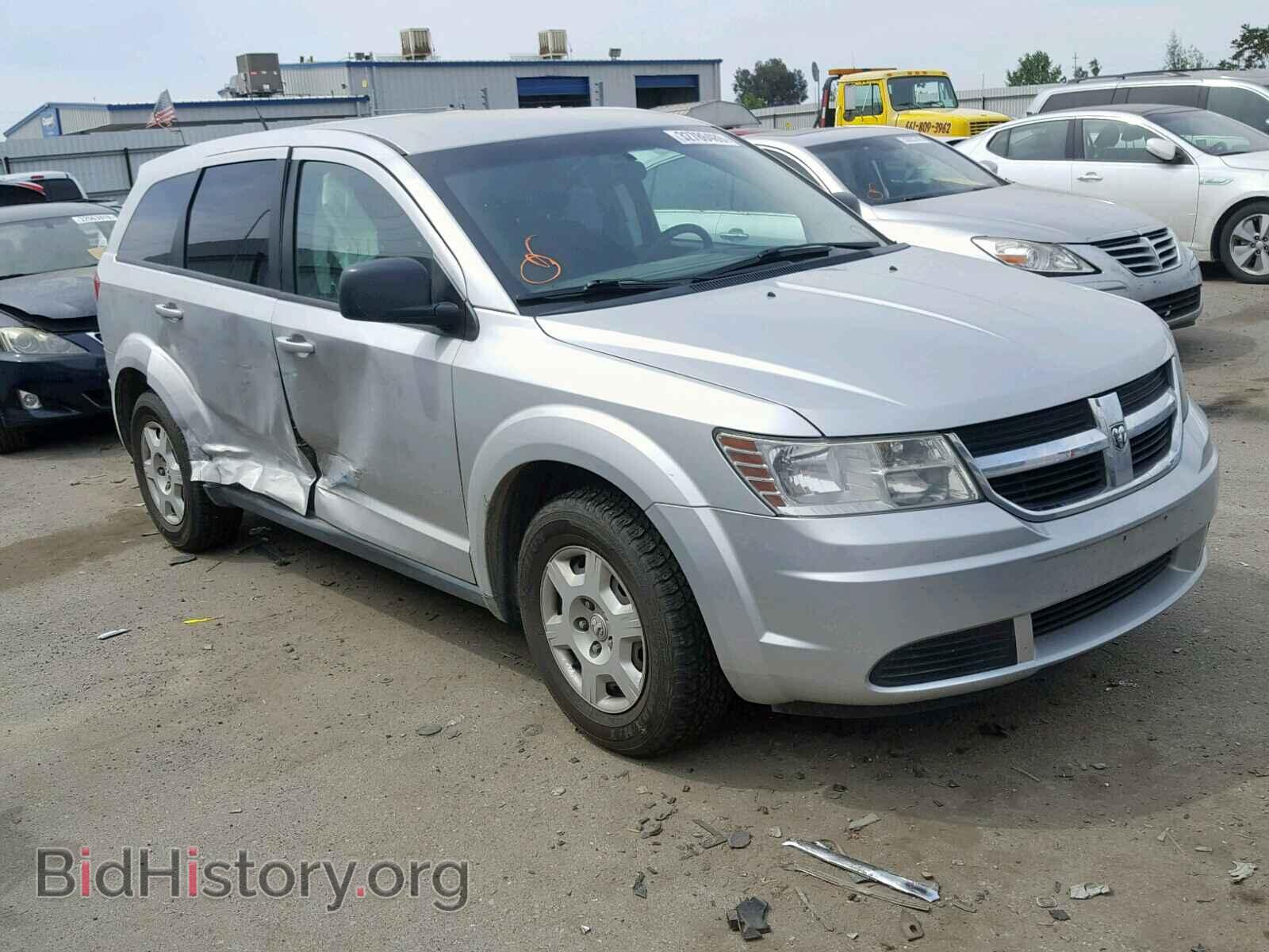 Фотография 3D4PG4FB5AT143107 - DODGE JOURNEY SE 2010