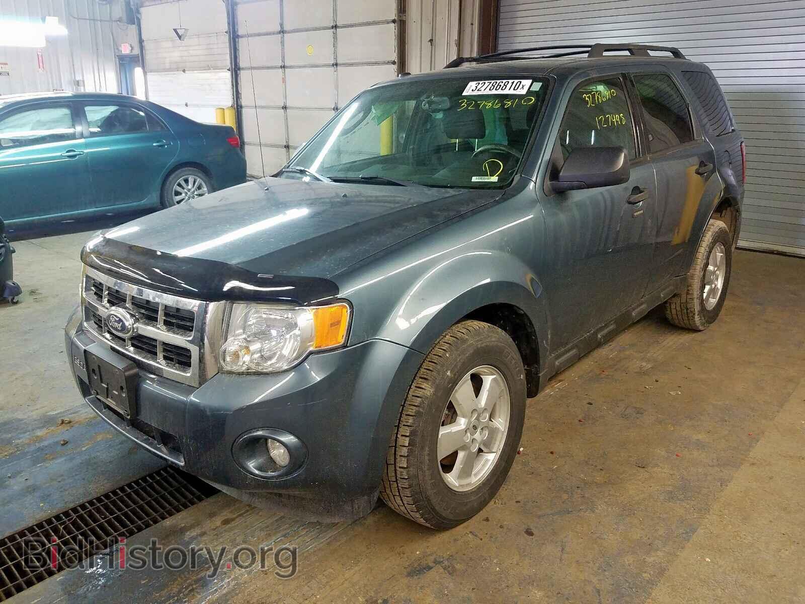 2011 FORD ESCAPE - VIN: 1FMCU9D74BKB01963 - Фото 2