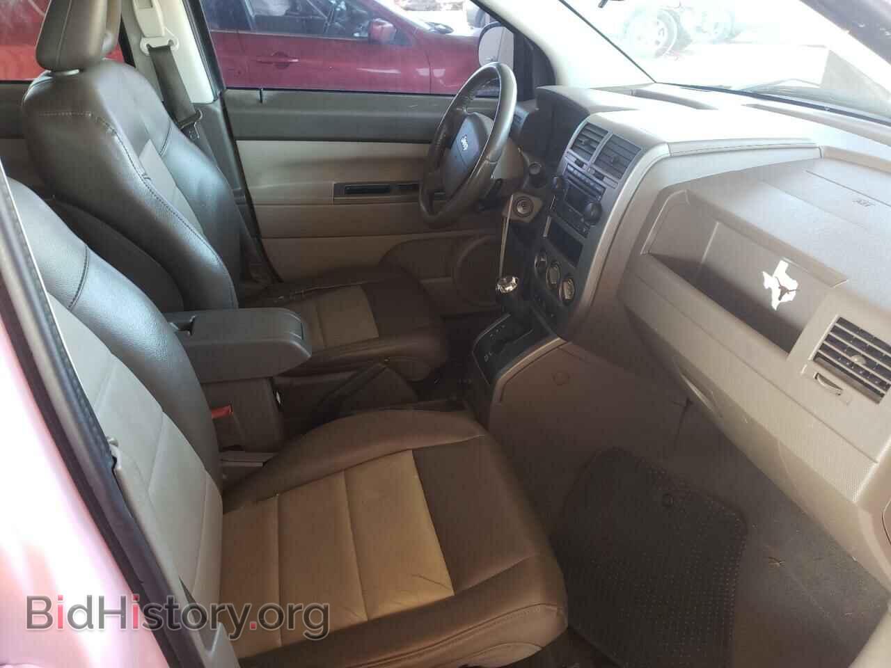 2007 JEEP COMPASS - VIN: 1J8FF57W77D585204 - Фото 5