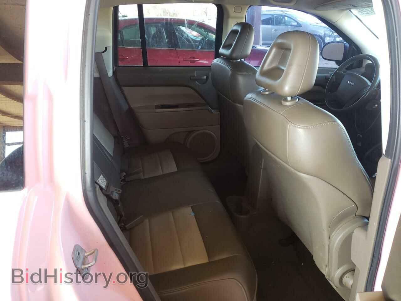 2007 JEEP COMPASS - VIN: 1J8FF57W77D585204 - Фото 6
