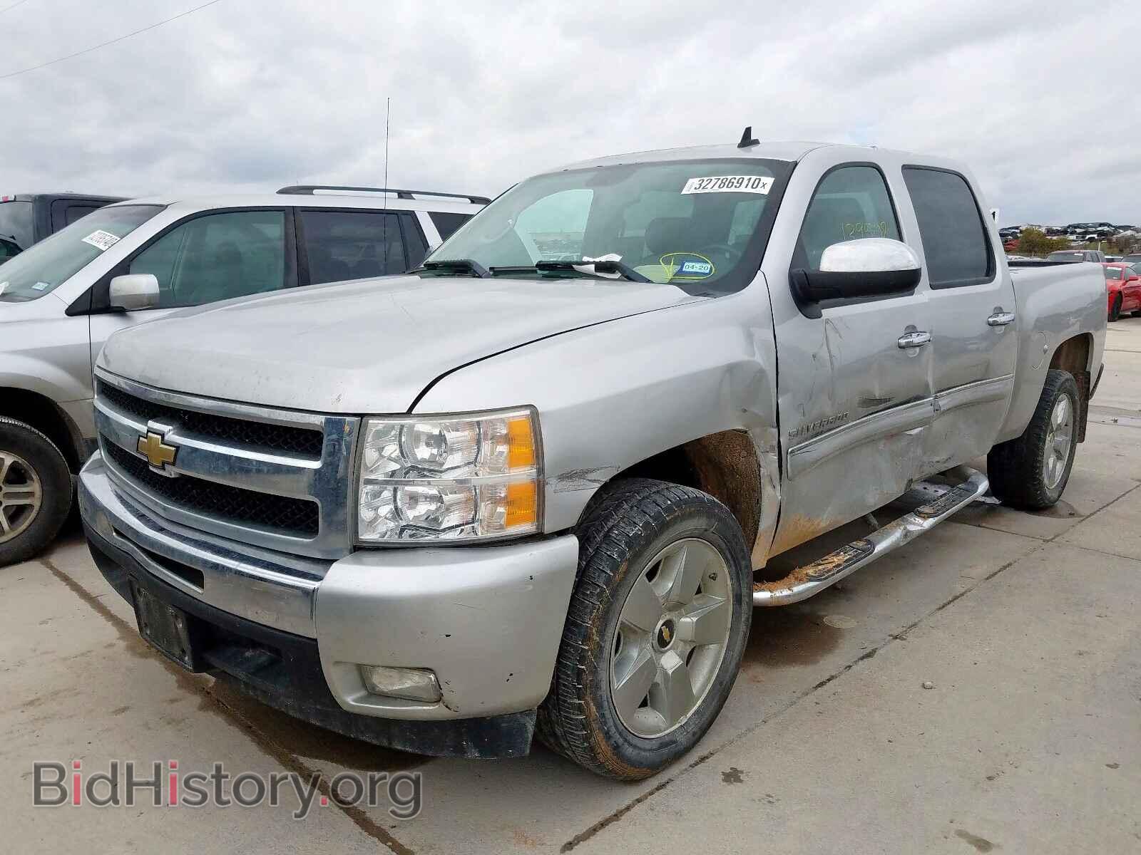 2011 CHEVROLET SILVERADO - VIN: 3GCPCSE05BG392272 - Photo 2