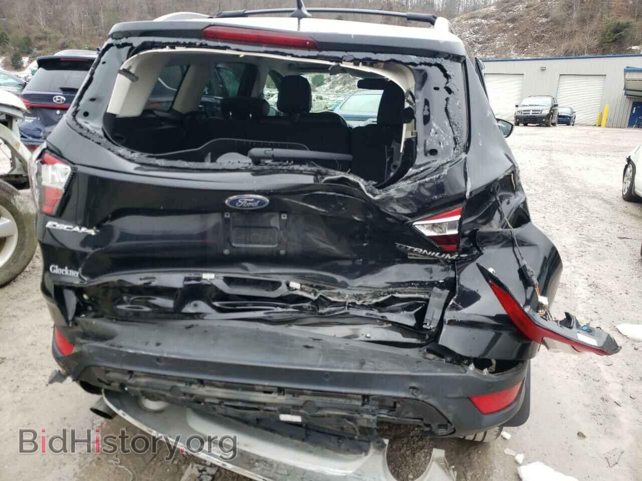 2018 FORD ESCAPE - VIN: 1FMCU9J93JUB08606 - Фото 9