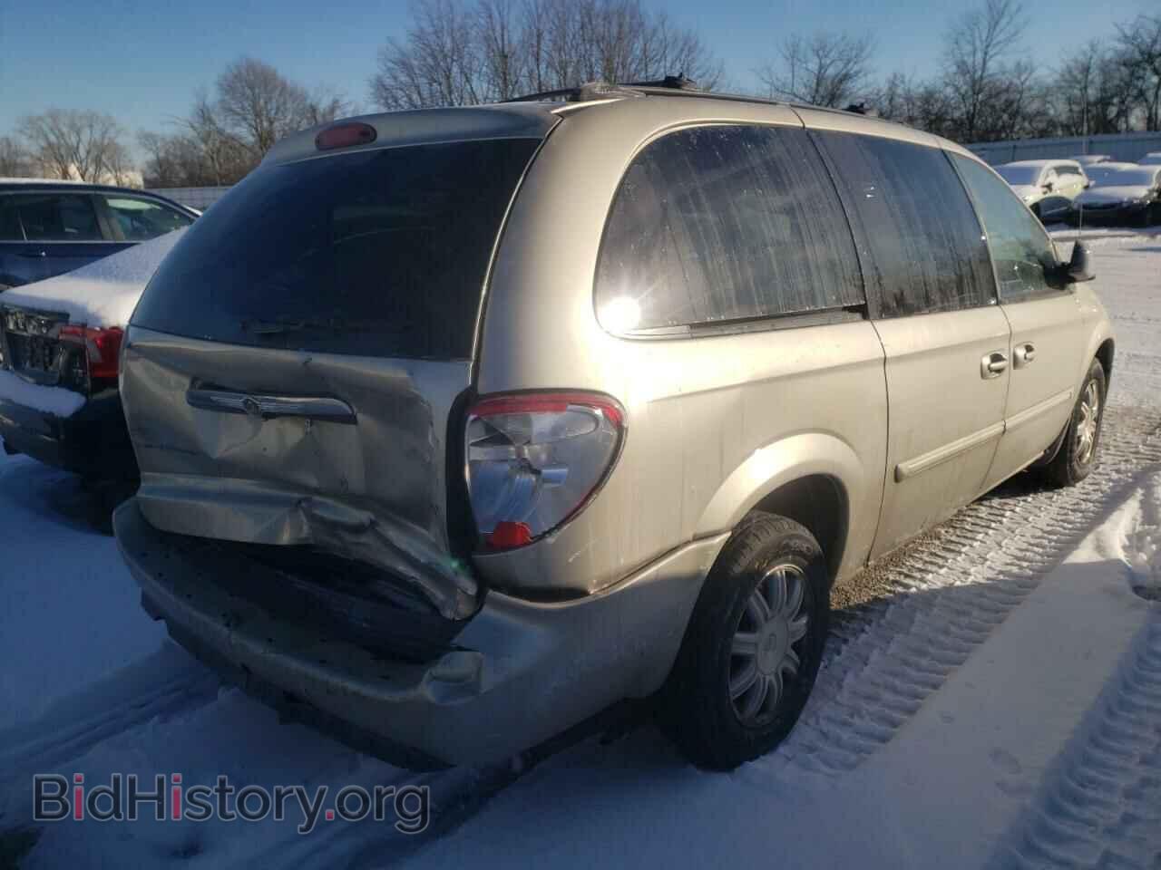 2006 CHRYSLER MINIVAN - VIN: 2A8GP54L36R656180 - Фото 4