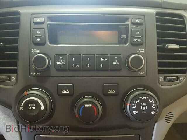 2006 KIA OPTIMA - VIN: KNAGE123765067670 - Фото 9