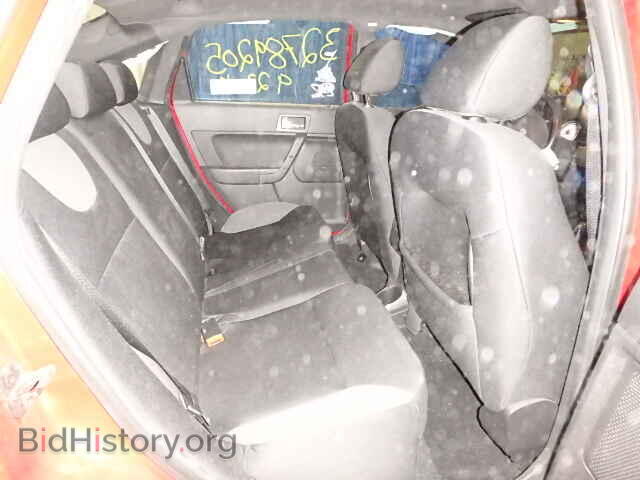 2009 FORD FOCUS - VIN: 1FAHP36N09W220354 - Фото 6