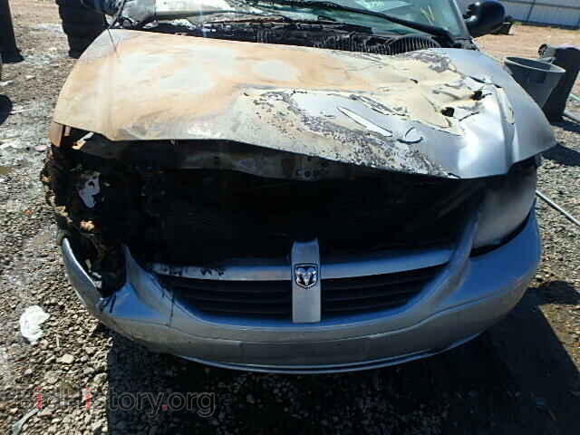 2005 DODGE CARAVAN - VIN: 1D8GP45R15B329196 - Фото 9