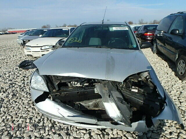 2007 FORD FOCUS - VIN: 1FAFP34N57W277432 - Photo 9