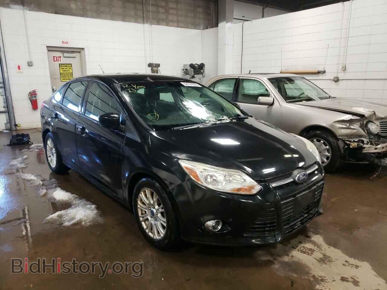 Photo 1FAHP3F24CL164417 - FORD FOCUS 2012
