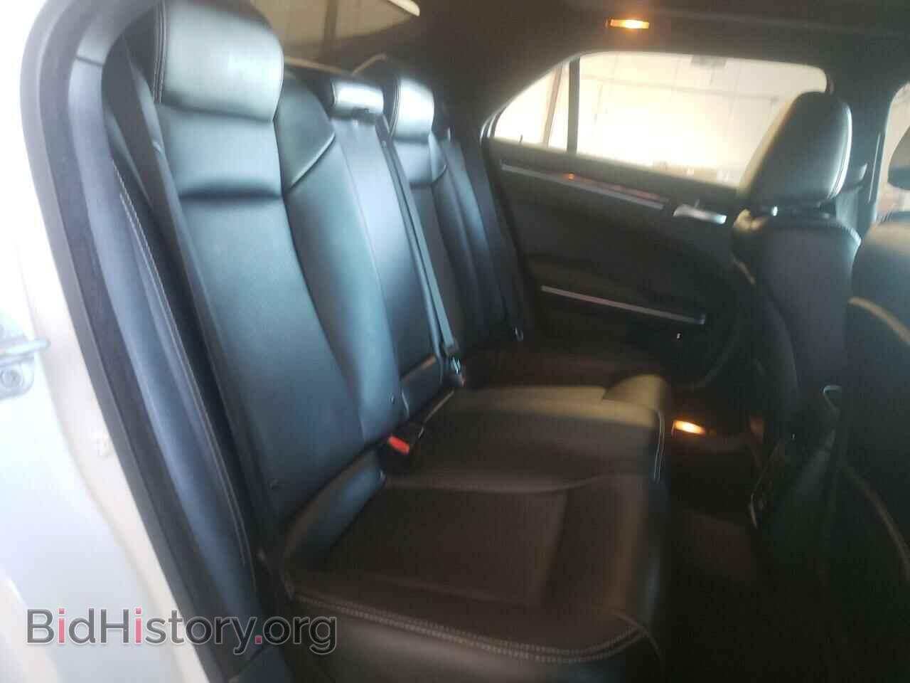 2017 CHRYSLER 300 - VIN: 2C3CCABG0HH577188 - Фото 6