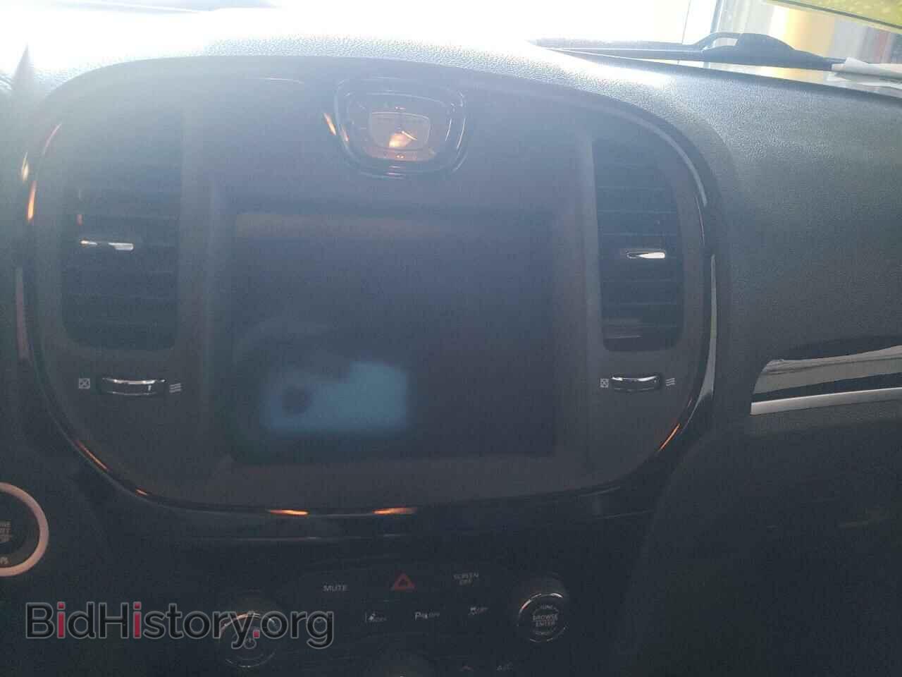 2017 CHRYSLER 300 - VIN: 2C3CCABG0HH577188 - Фото 9