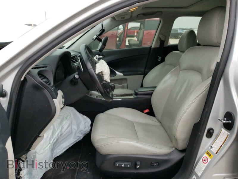 2010 Lexus IS (VIN JTHBF5C21A5111189) — photo 5 of 10
