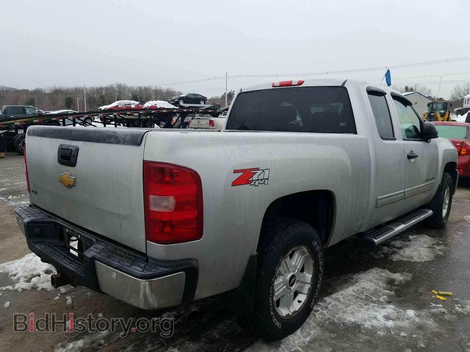 2011 CHEVROLET SILVERADO - VIN: 1GCRKSE30BZ193314 - Фото 4