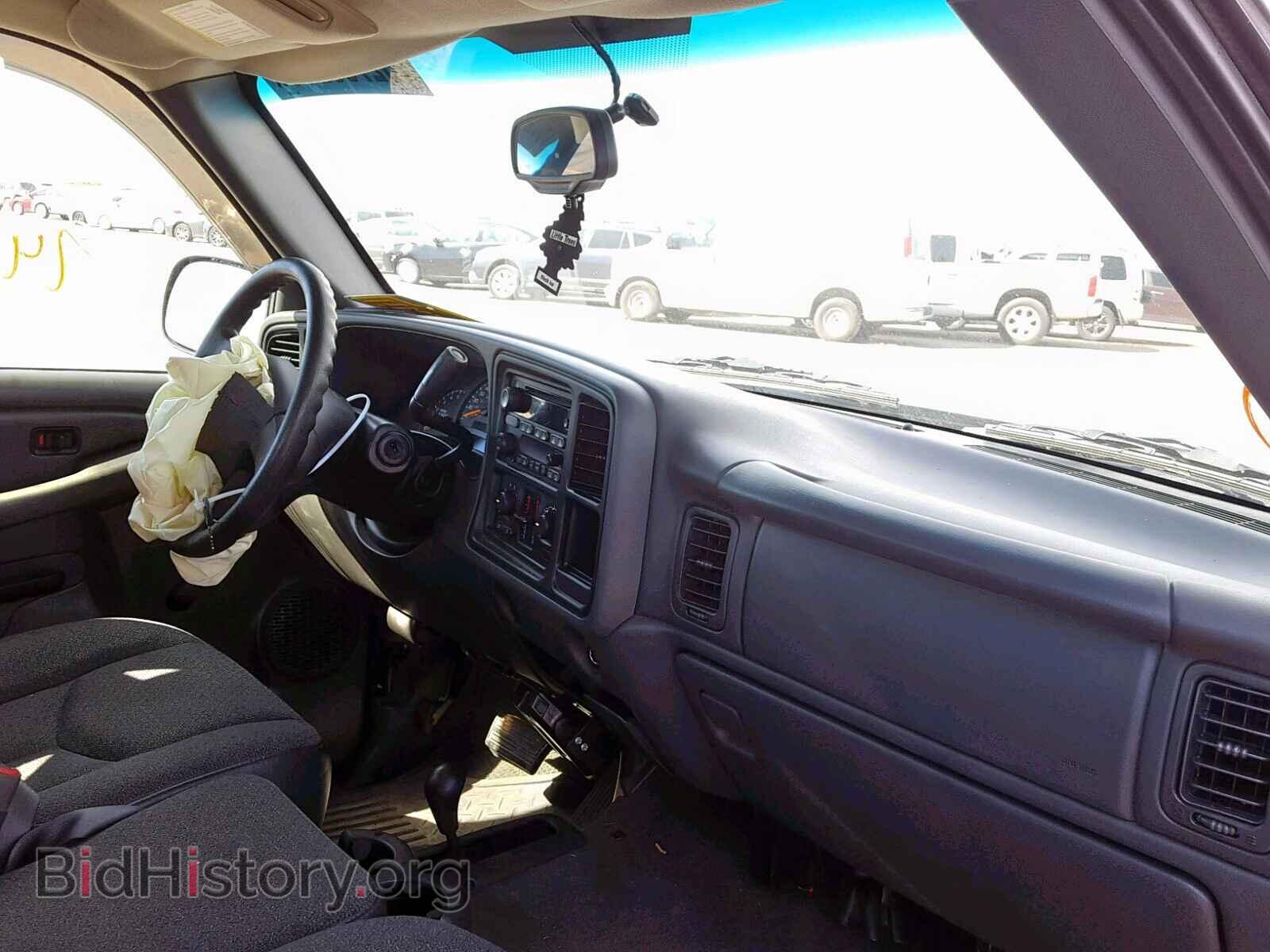 2005 GMC NEW SIERRA - VIN: 2GTEK19B651357852 - Фото 9
