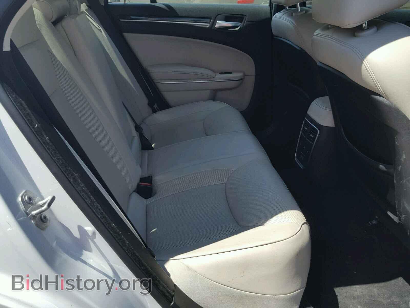 2016 CHRYSLER 300 - VIN: 2C3CCAEG2GH294611 - Фото 6