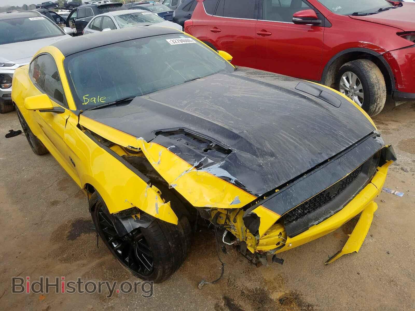 Photo 1FA6P8CF5H5269975 - FORD MUSTANG 2017