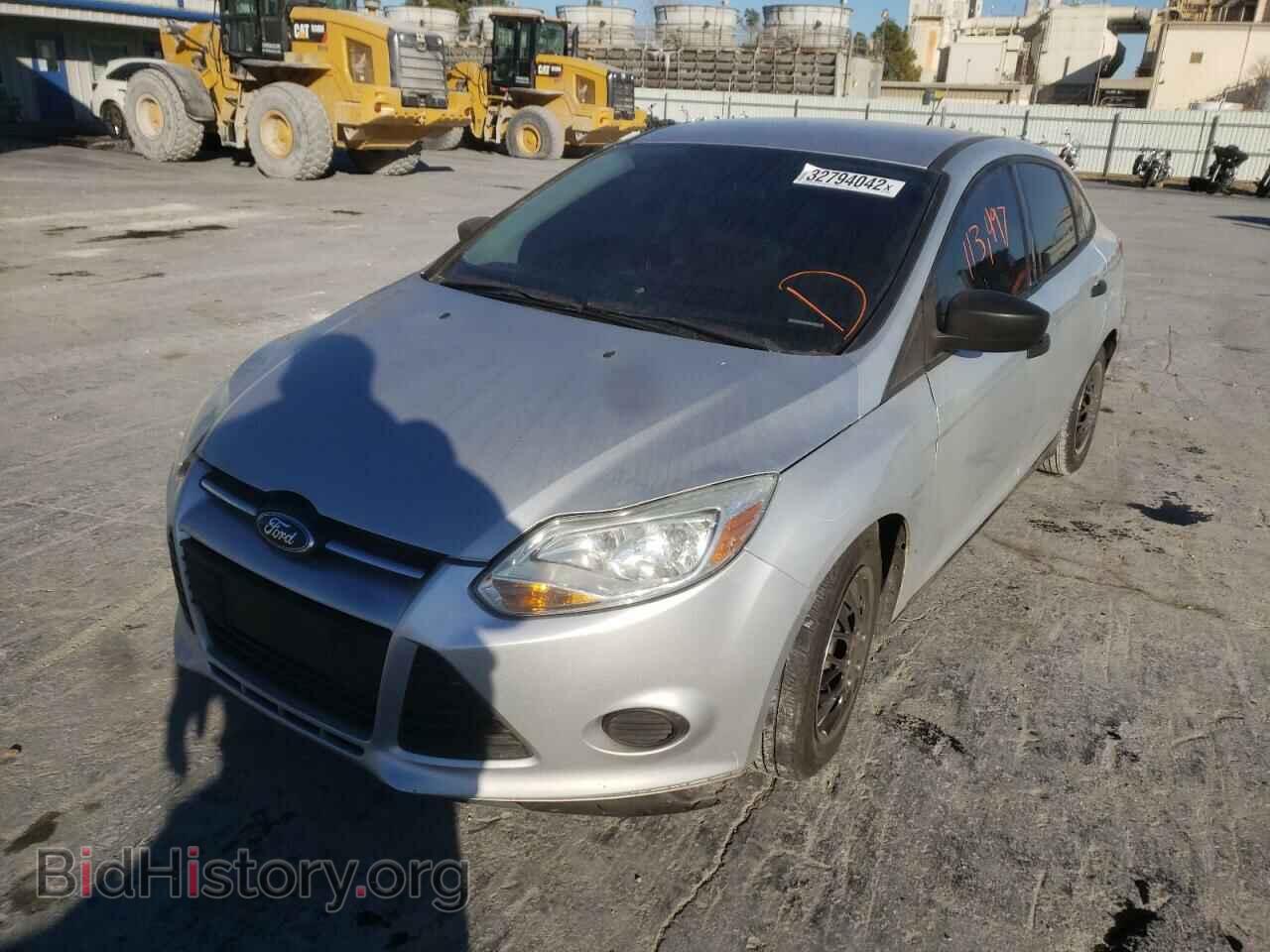 2013 FORD FOCUS - VIN: 1FADP3E23DL334123 - Фото 2