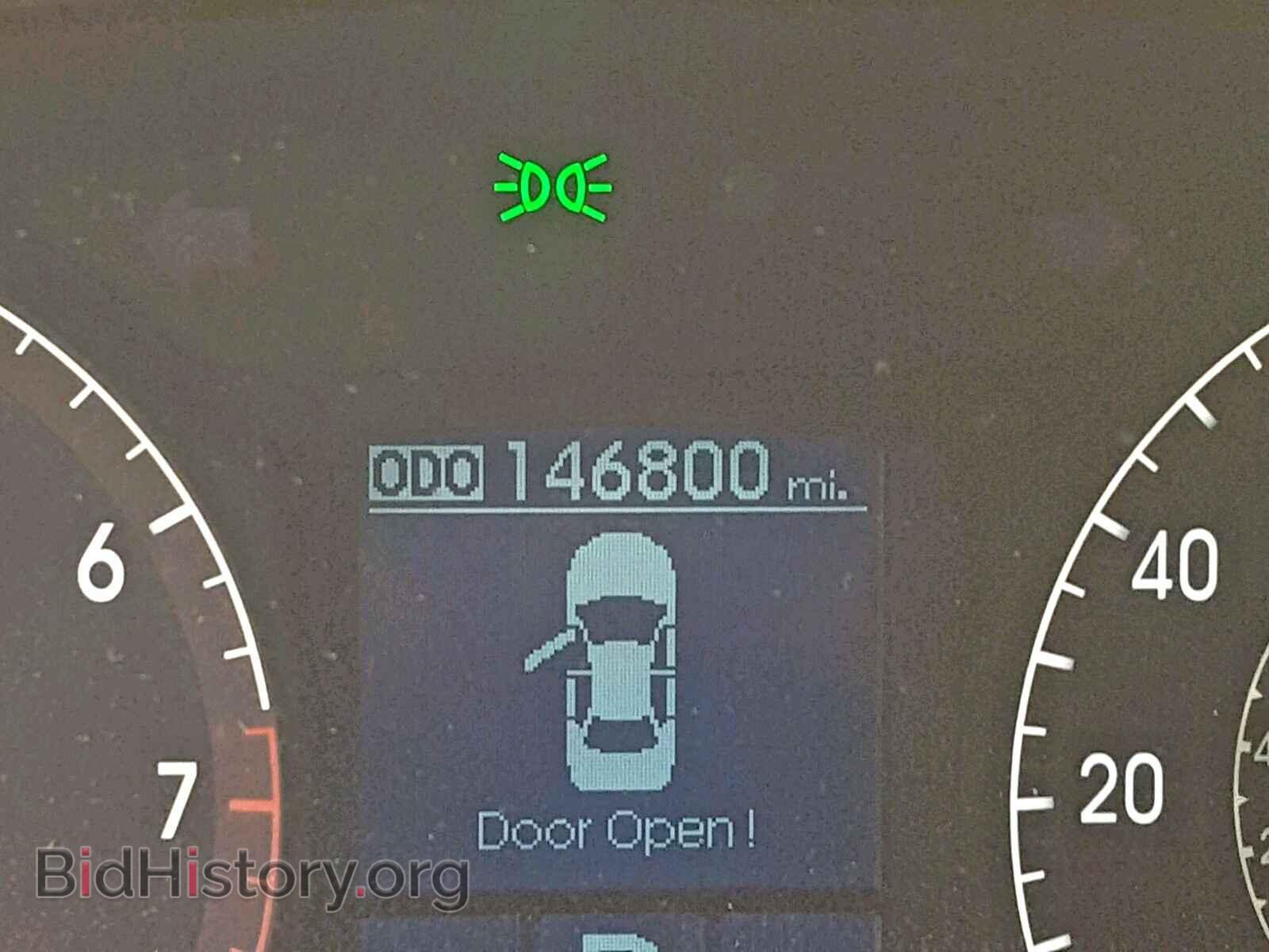 2010 HYUNDAI GENESIS - VIN: KMHGC4DF8AU080732 - Фото 8
