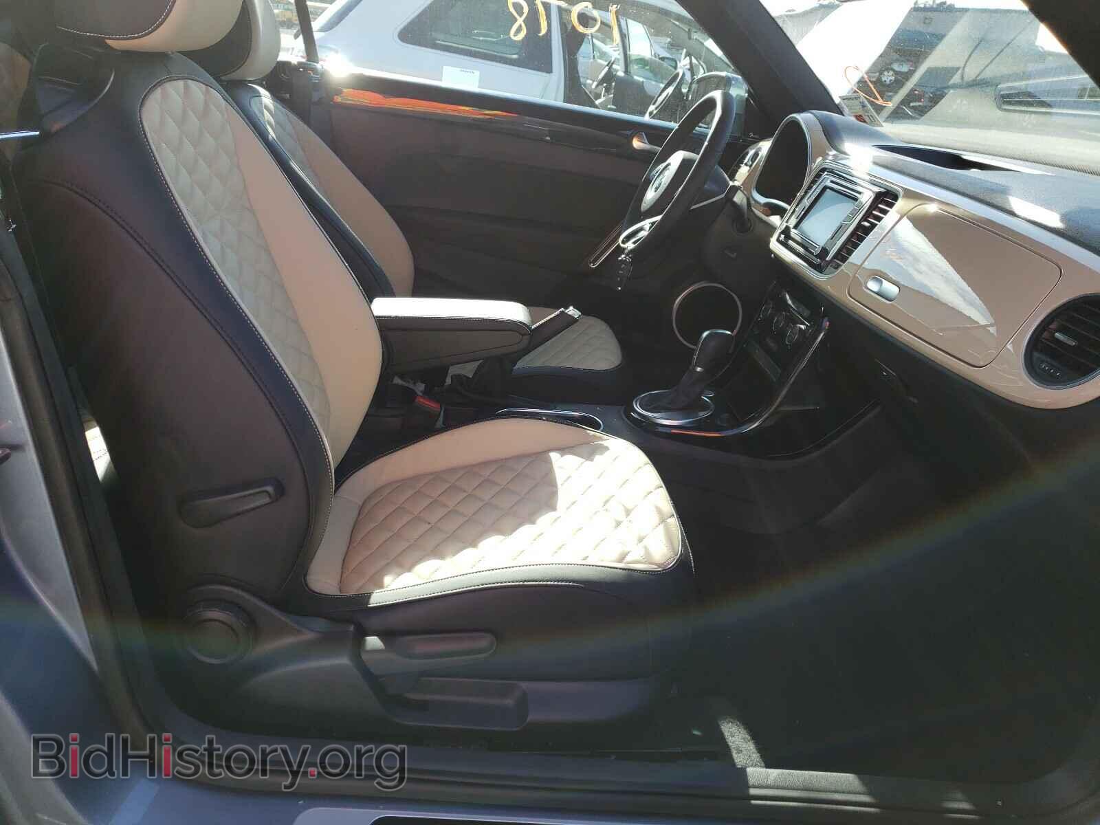 2019 VOLKSWAGEN BEETLE - VIN: 3VW5DAAT7KM512473 - Фото 5