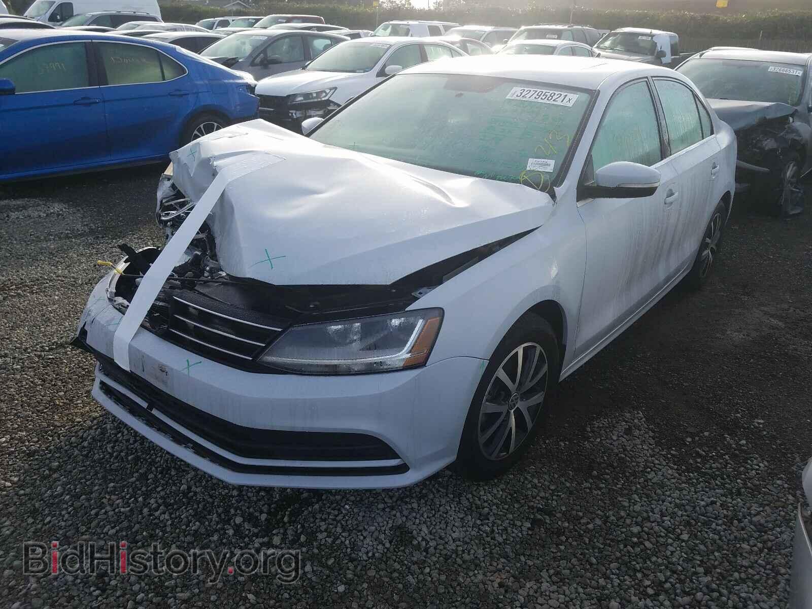 2017 VOLKSWAGEN JETTA - VIN: 3VWDB7AJ8HM298430 - Фото 2