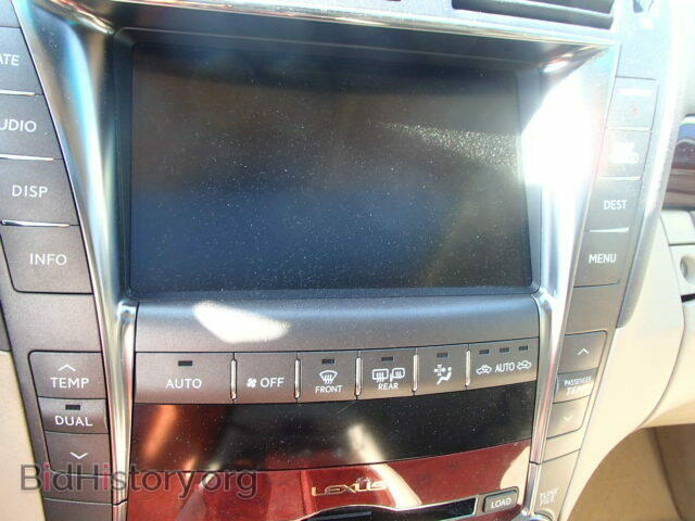 2007 LEXUS LS460 - VIN: JTHBL46F475032335 - Фото 10
