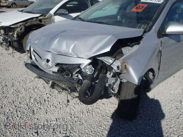 2012 TOYOTA COROLLA - VIN: 2T1BU4EE2CC872229 - Фото 9