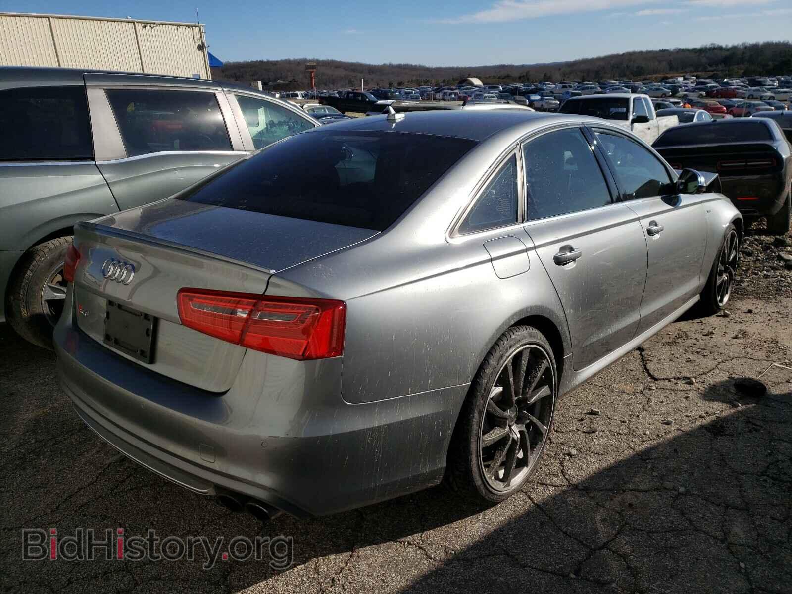 2013 AUDI S6/RS6 - VIN: WAUJ2BFC3DN080797 - Фото 4