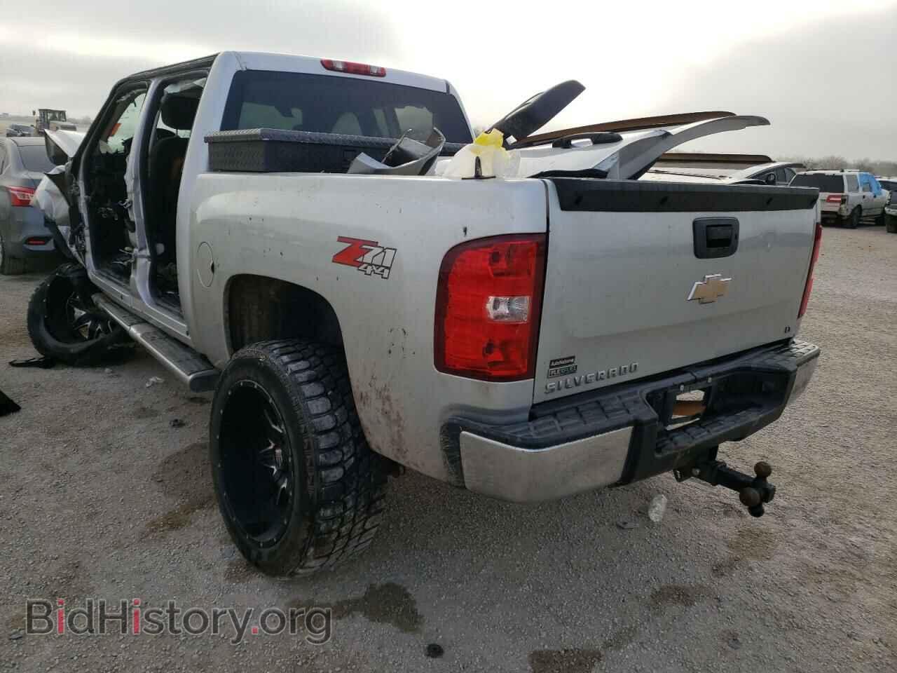 2011 CHEVROLET SILVERADO - VIN: 3GCPKSE33BG134250 - Фото 3