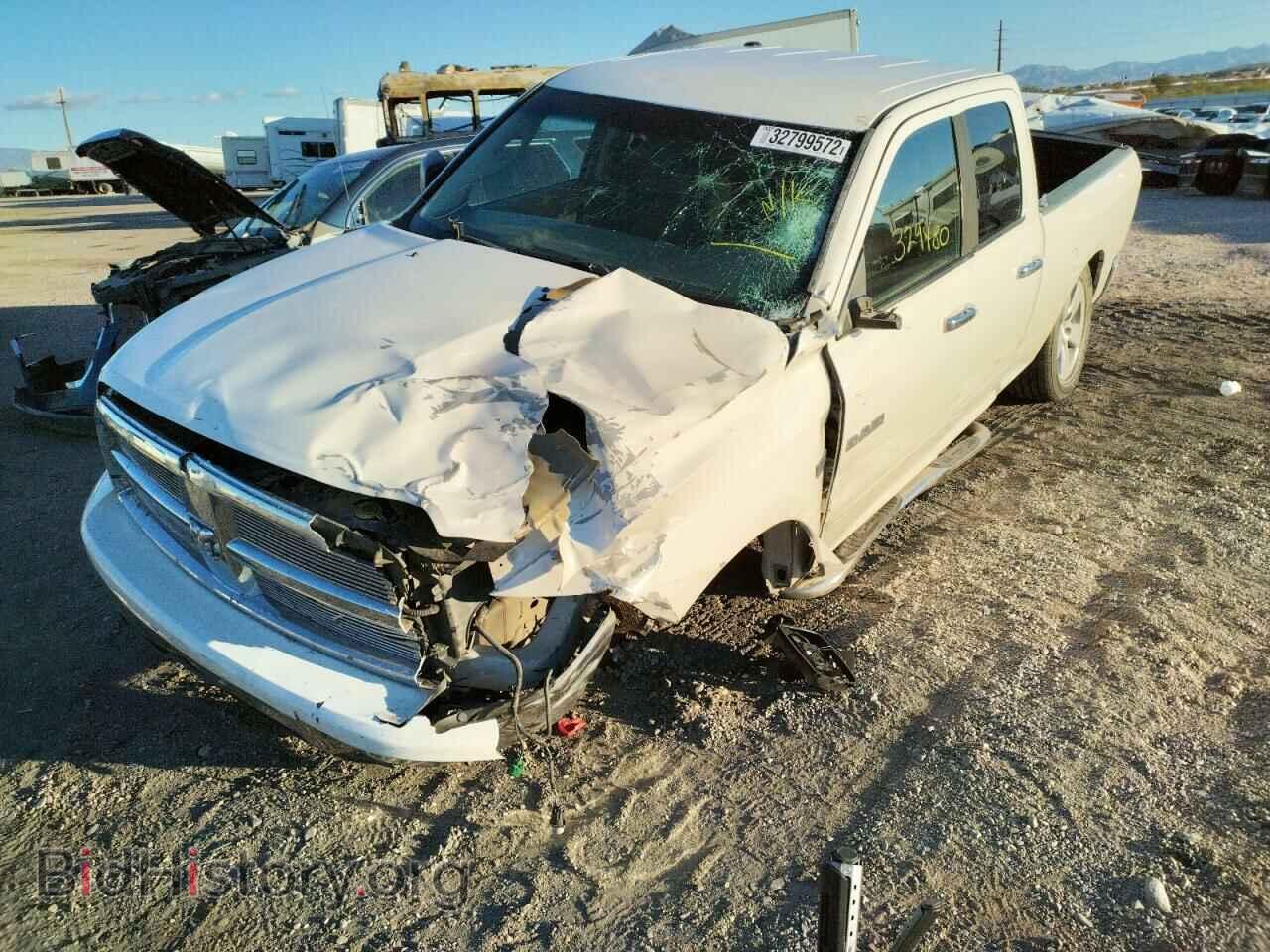 2009 DODGE RAM 1500 - VIN: 1D3HV18T99S777066 - Фото 2