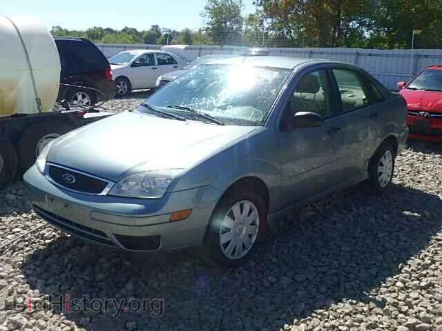 2005 FORD FOCUS - VIN: 1FAFP34N35W185247 - Фото 2