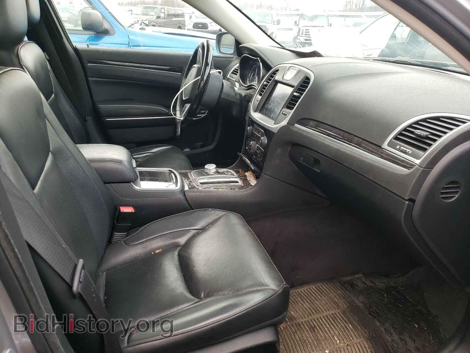 2017 CHRYSLER 300 - VIN: 2C3CCAKG0HH566790 - Фото 5