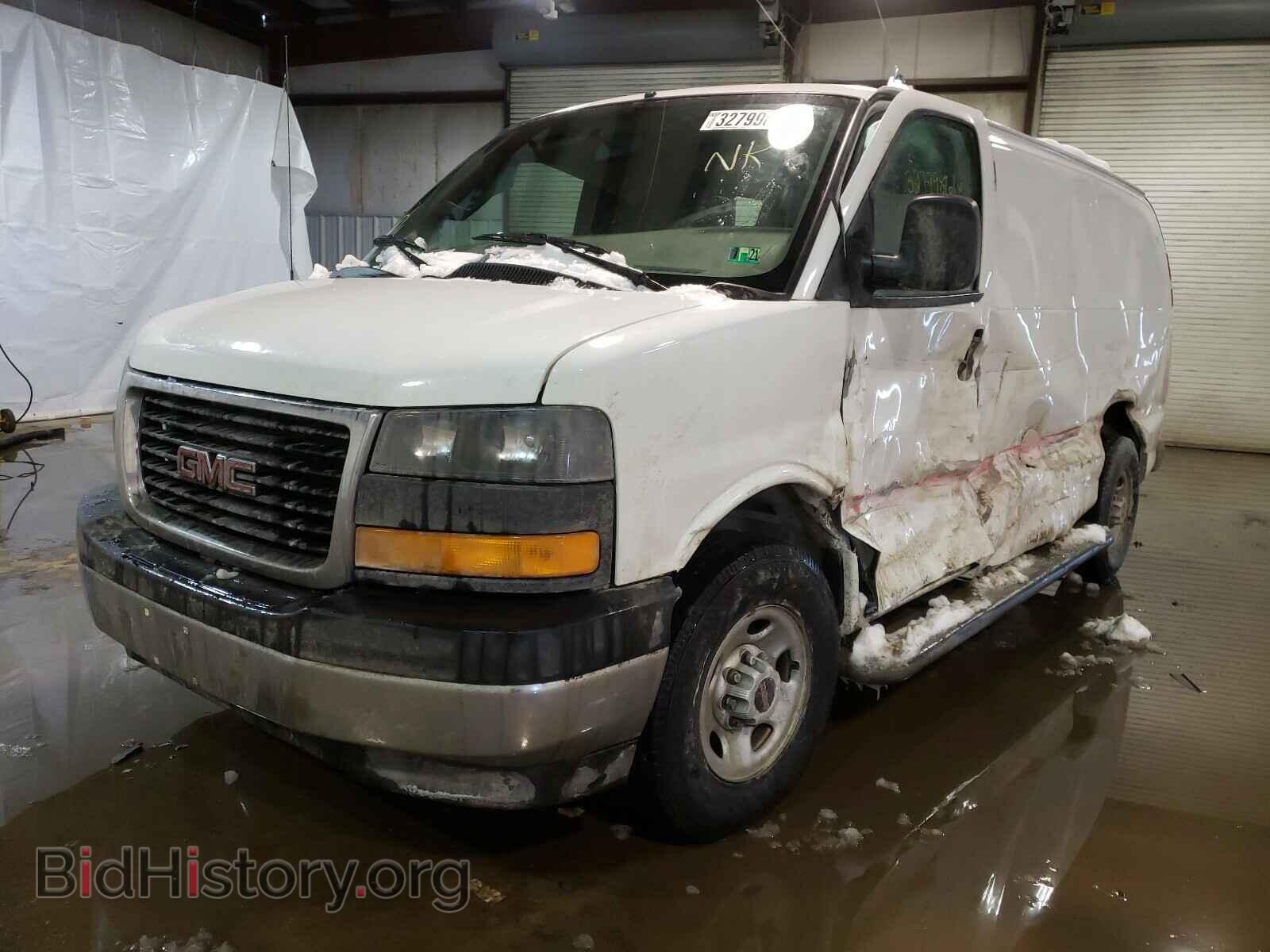 2017 GMC SAVANA - VIN: 1GTW7AFF3H1903921 - Фото 2