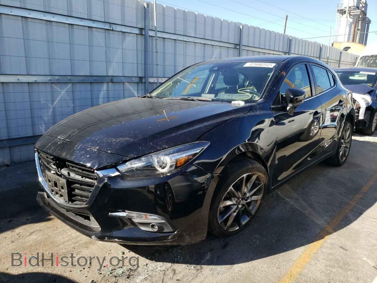 2018 MAZDA 3 - VIN: 3MZBN1M31JM266563 - Фото 2