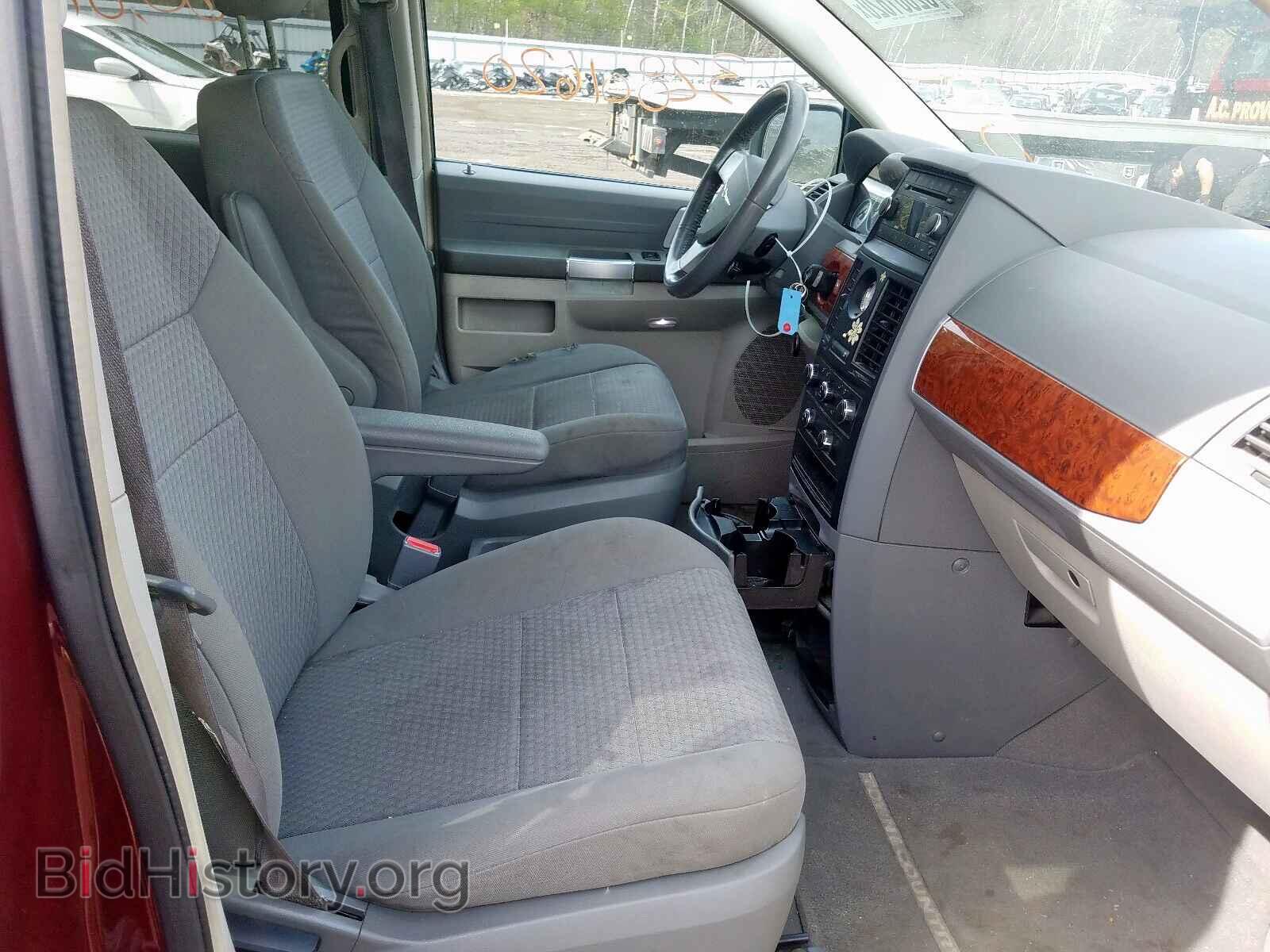 2008 CHRYSLER MINIVAN - VIN: 2A8HR54P68R824365 - Фото 5