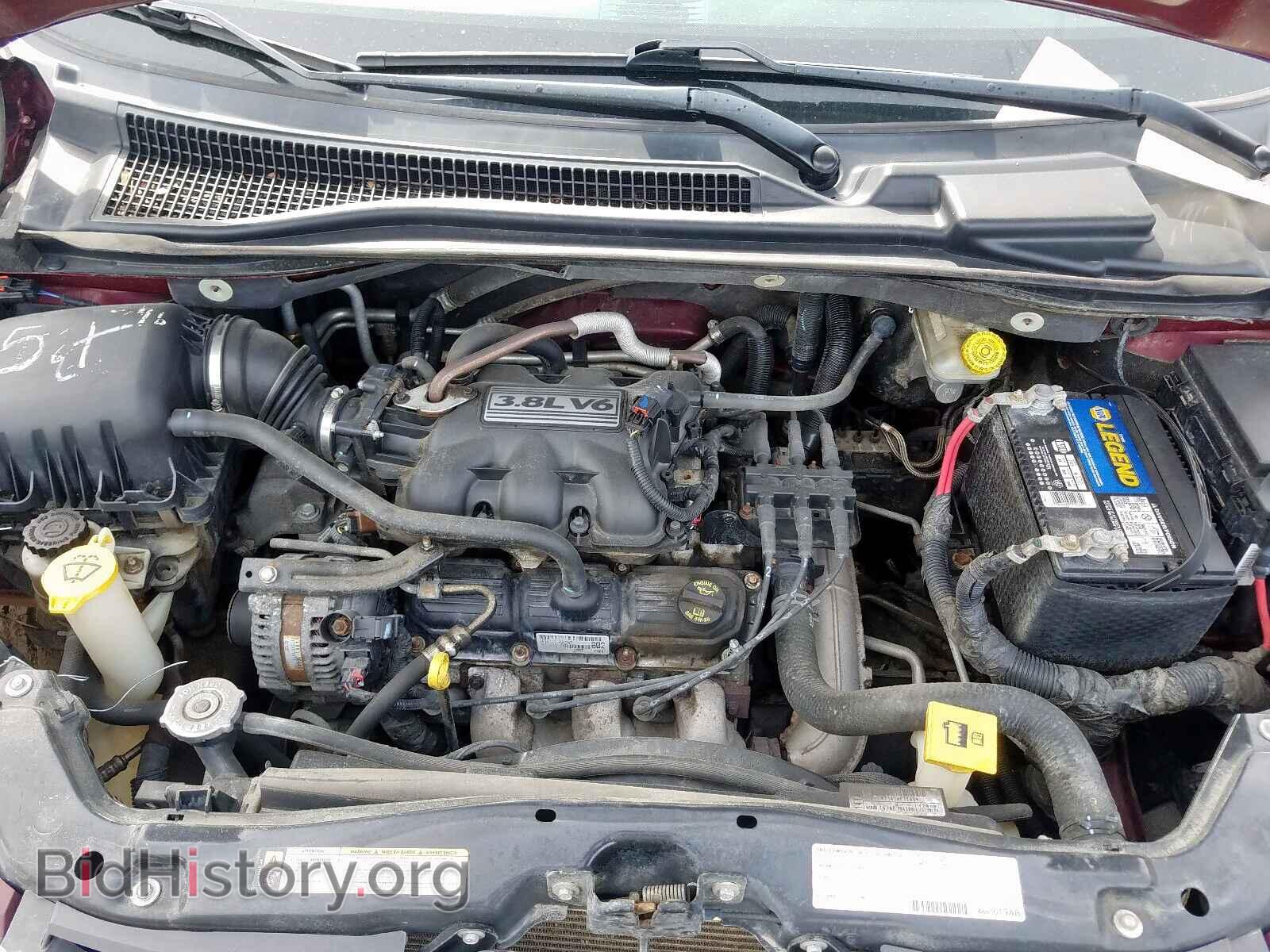 2008 CHRYSLER MINIVAN - VIN: 2A8HR54P68R824365 - Фото 7