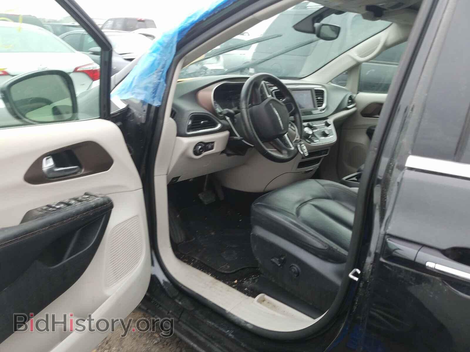2019 CHRYSLER PACIFICA - VIN: 2C4RC1BG5KR561060 - Photo 9
