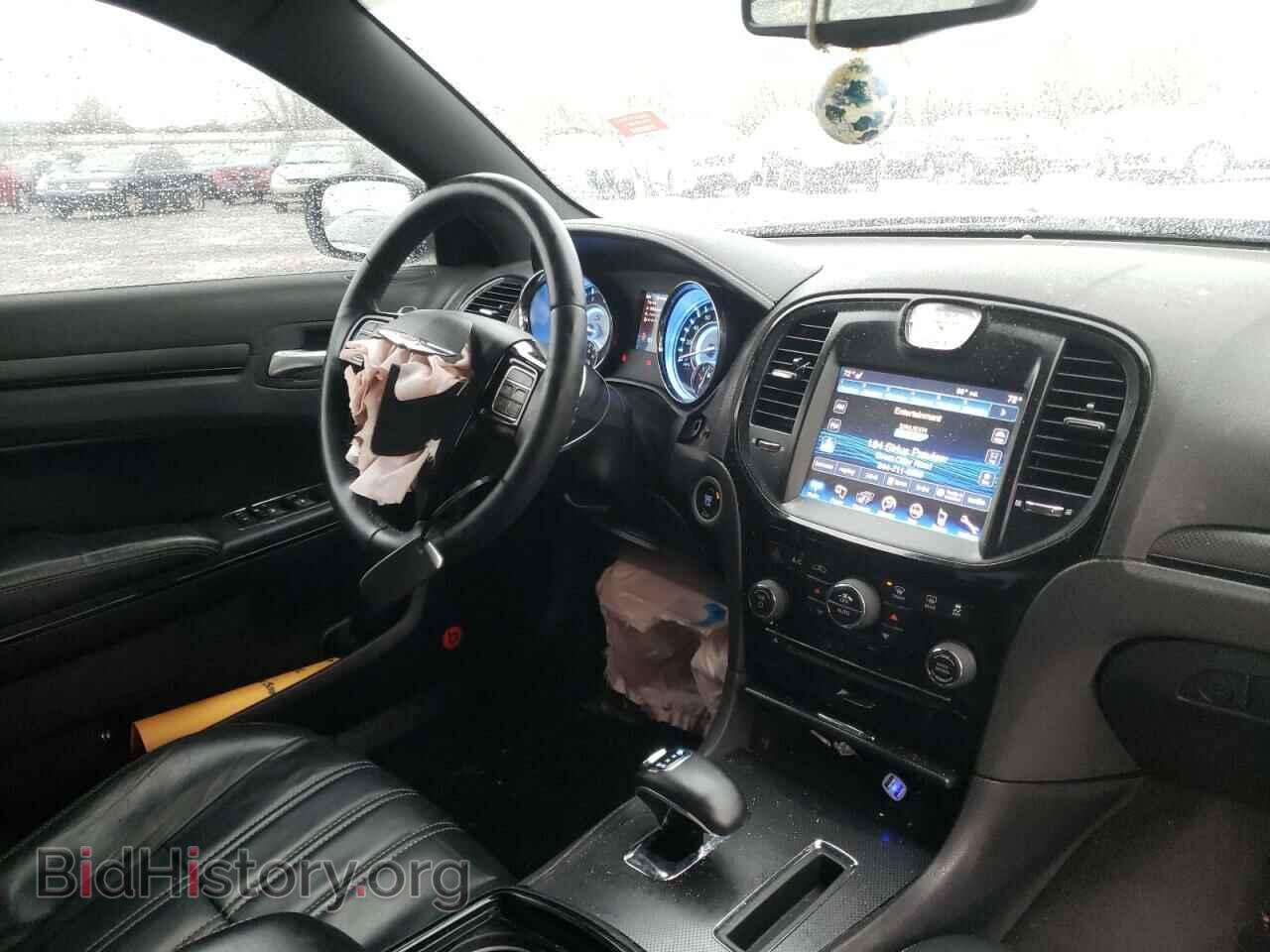2014 CHRYSLER 300 - VIN: 2C3CCABG4EH372713 - Фото 9