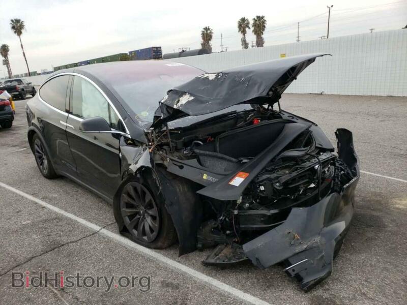 2018 Tesla MODEL X (VIN 5YJXCBE20JF106608) — фото 1 из 10, Copart, повреждение: передняя часть
