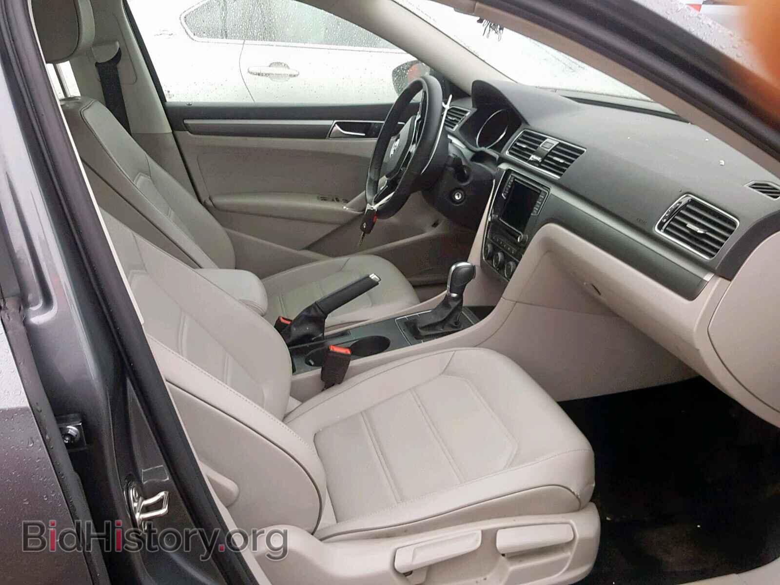 2018 VOLKSWAGEN PASSAT - VIN: 1VWAA7A32JC018886 - Фото 5
