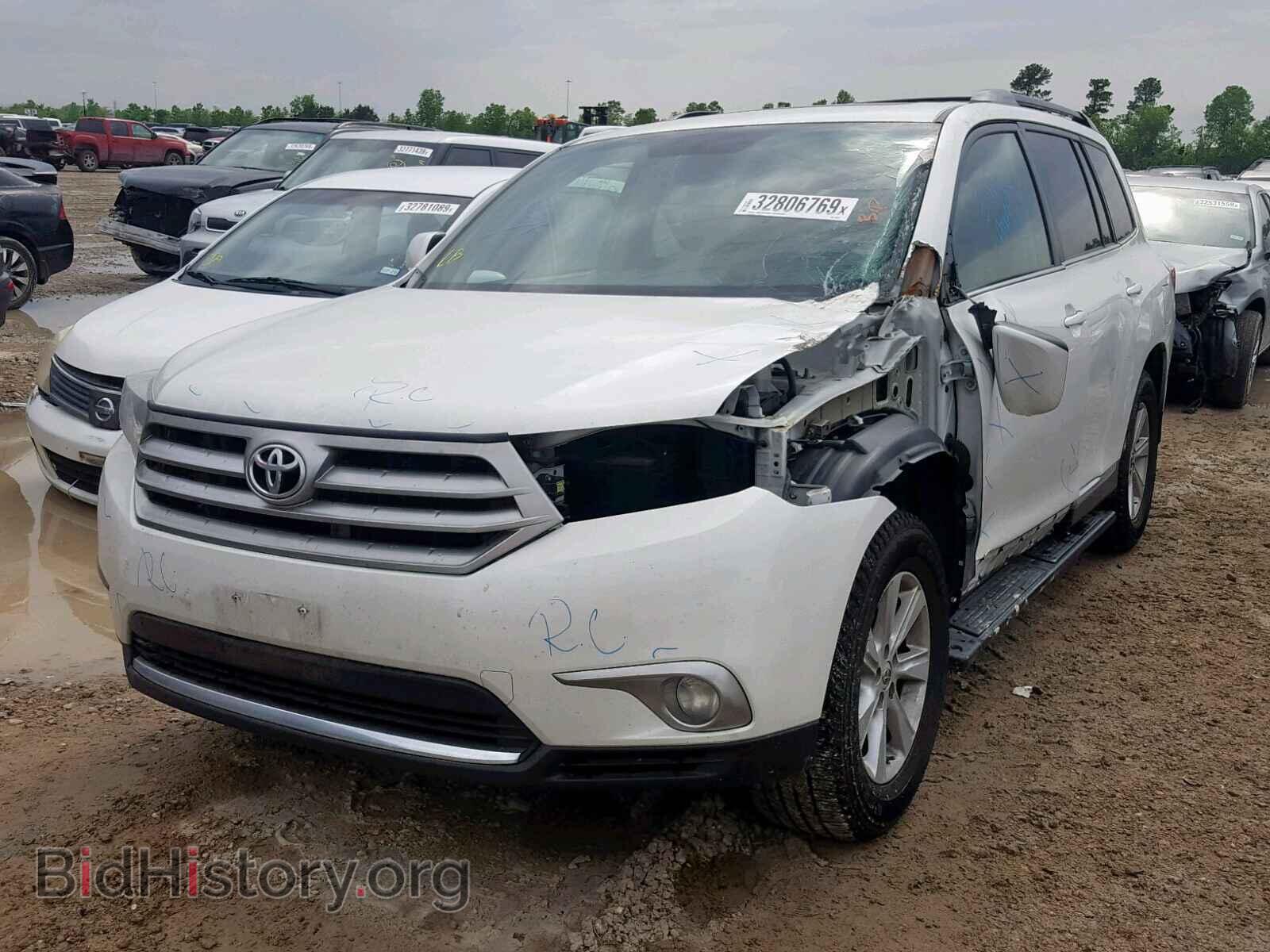 2011 TOYOTA HIGHLANDER - VIN: 5TDBK3EH4BS076632 - Фото 2