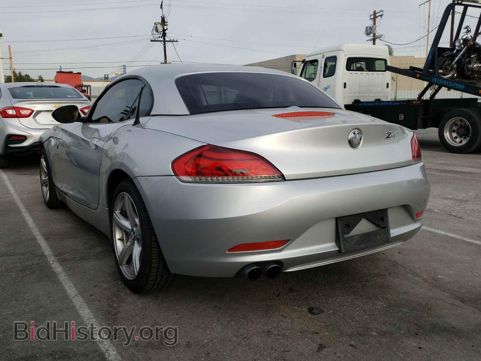 2009 BMW Z4 - VIN: WBALM53579E161299 - Фото 3