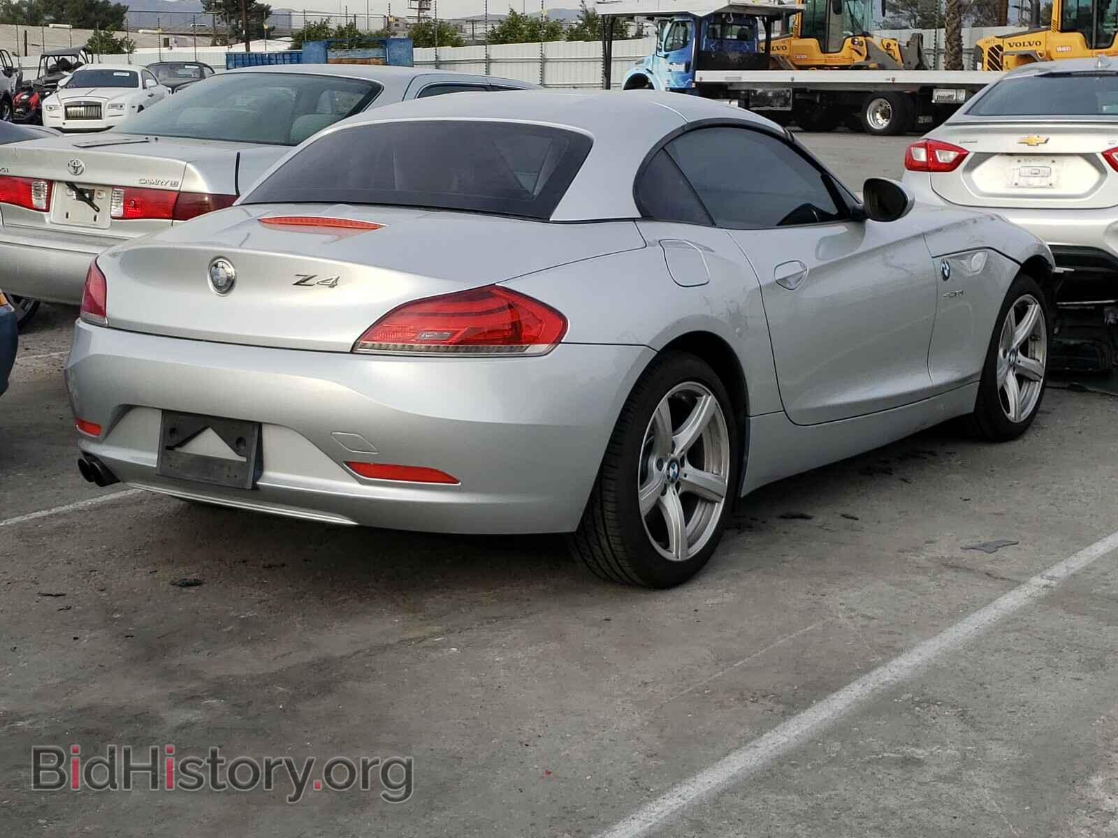 2009 BMW Z4 - VIN: WBALM53579E161299 - Фото 4