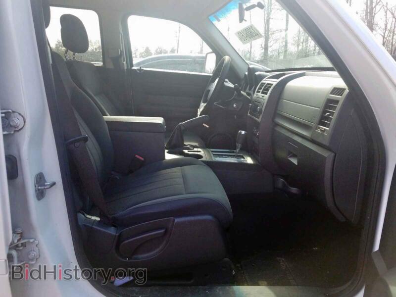 2011 Dodge NITRO (VIN 1D4PU4GK7BW522886) — photo 5 of 10