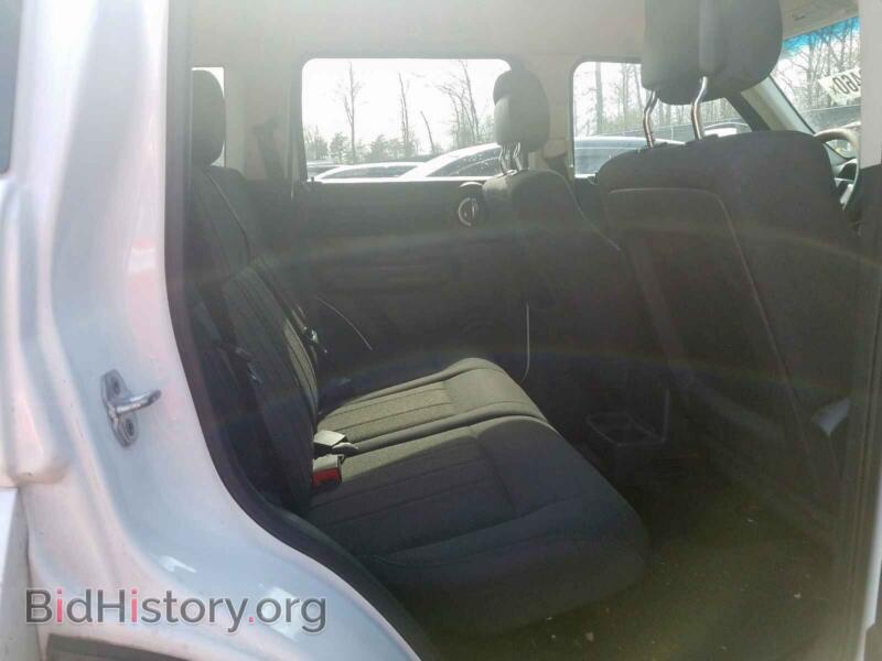 2011 Dodge NITRO (VIN 1D4PU4GK7BW522886) — photo 6 of 10