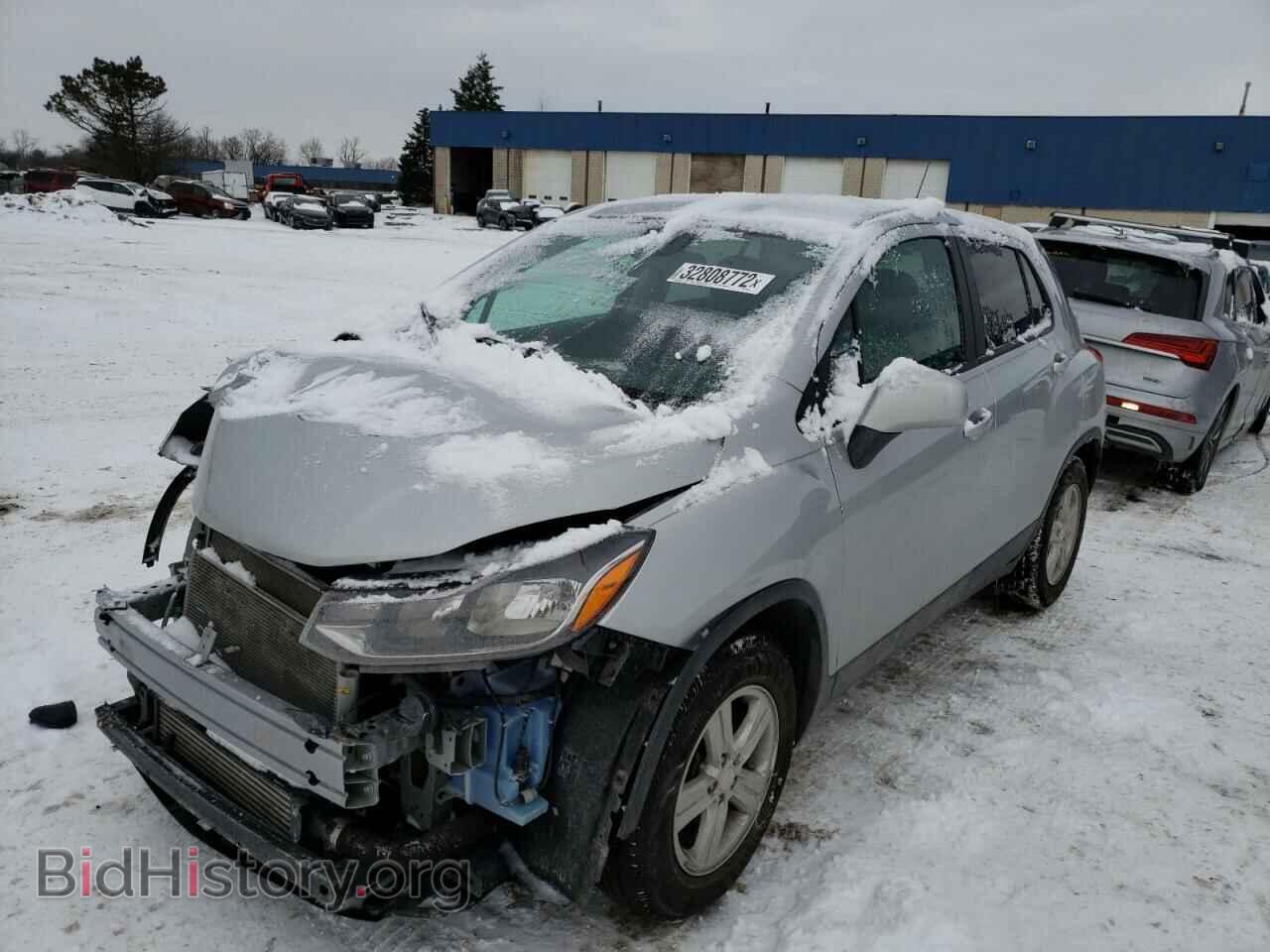 2020 CHEVROLET TRAX - VIN: 3GNCJKSB2LL202034 - Фото 2