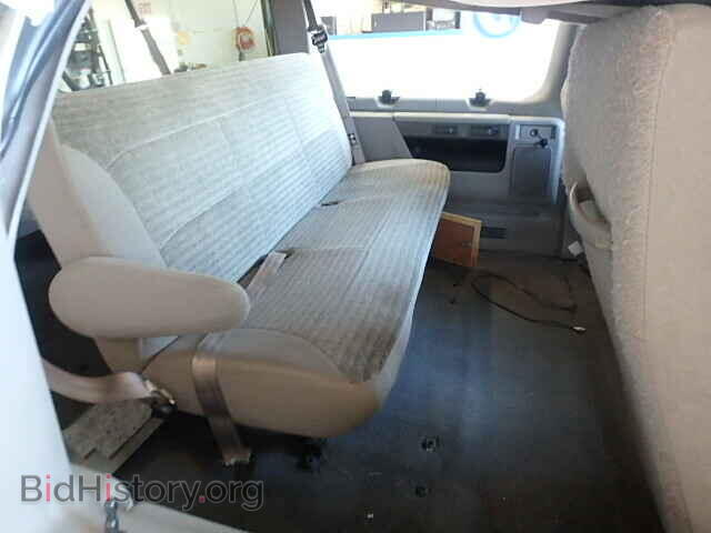 2002 FORD ECONOLINE - VIN: 1FBSS31L02HB36313 - Photo 9