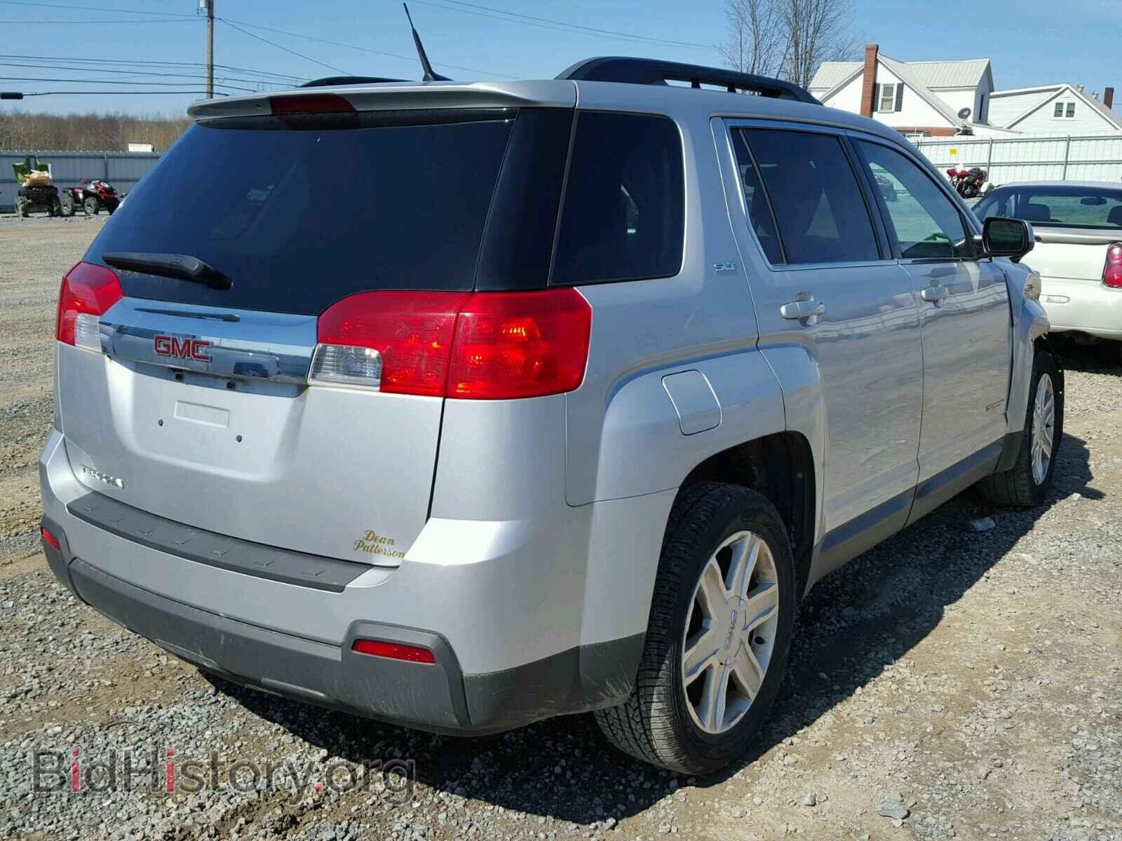 2011 GMC TERRAIN - VIN: 2CTALUEC8B6208857 - Photo 4