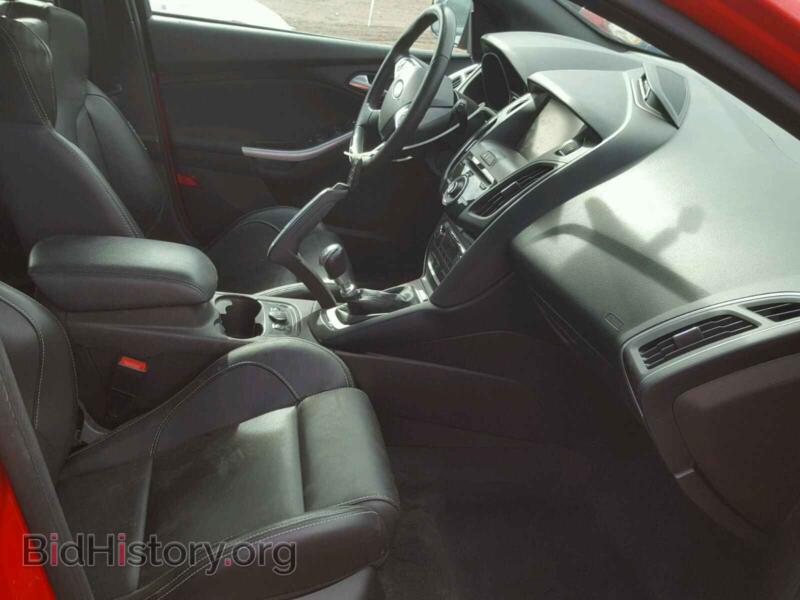 2014 Ford FOCUS (VIN 1FADP3L90EL169004) — photo 5 of 10