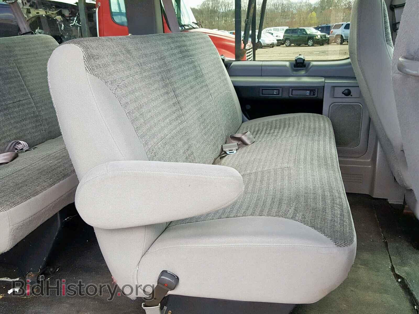 2002 FORD ECONOLINE - VIN: 1FBSS31S42HB41652 - Фото 6