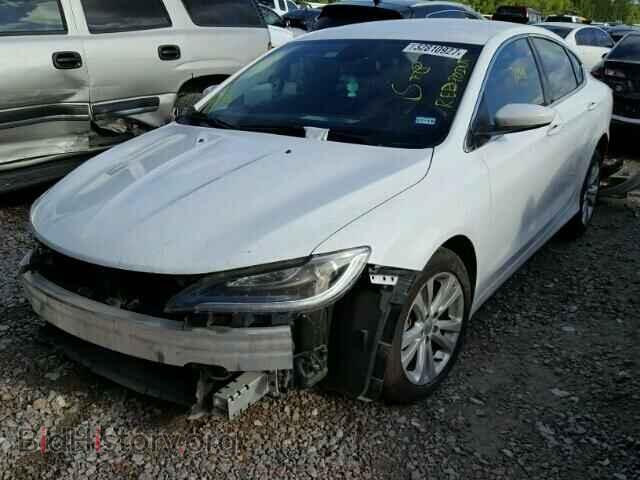 2015 CHRYSLER 200 - VIN: 1C3CCCAB2FN732829 - Photo 2