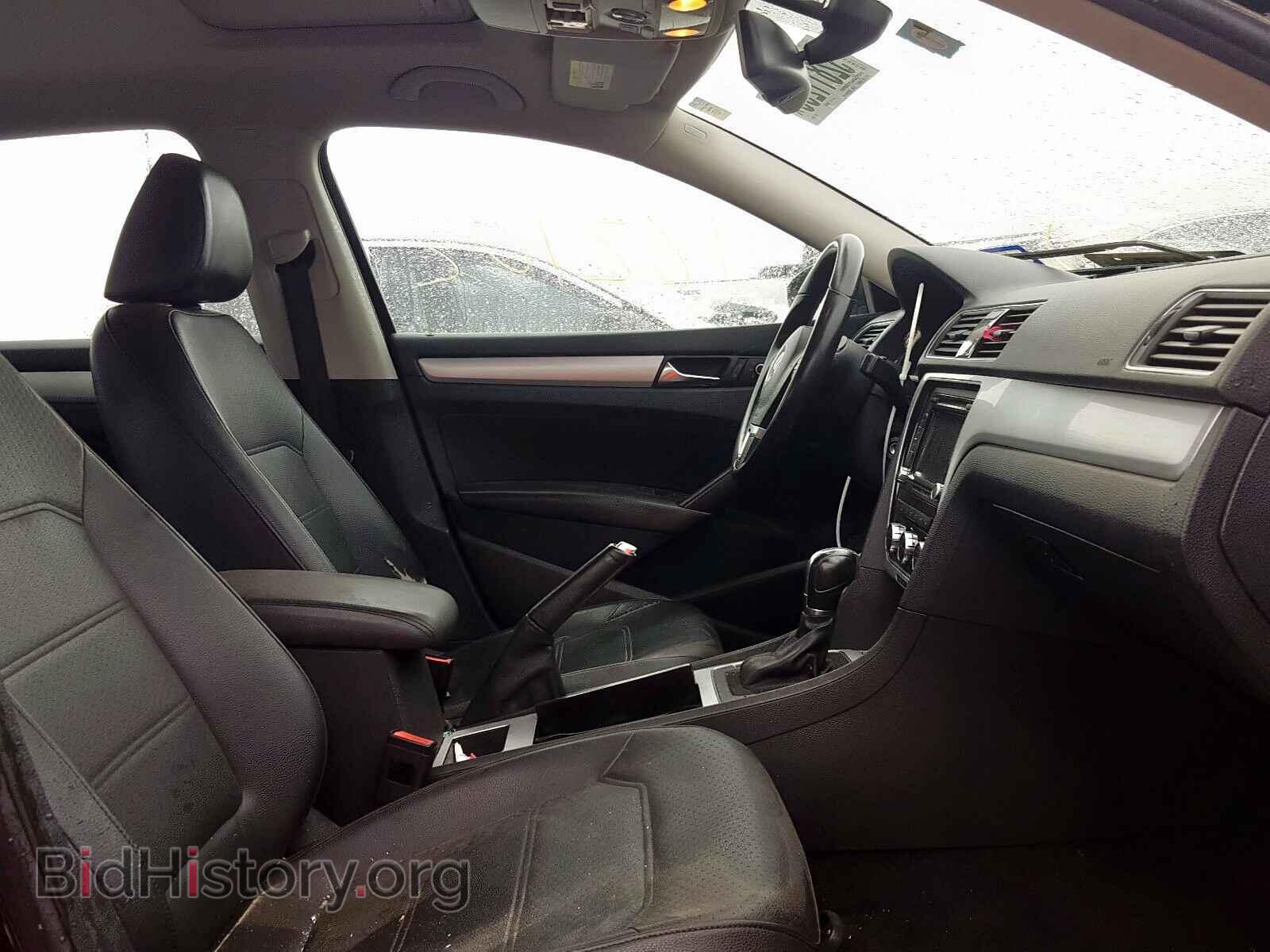 2012 VOLKSWAGEN PASSAT - VIN: 1VWBP7A35CC016068 - Фото 5